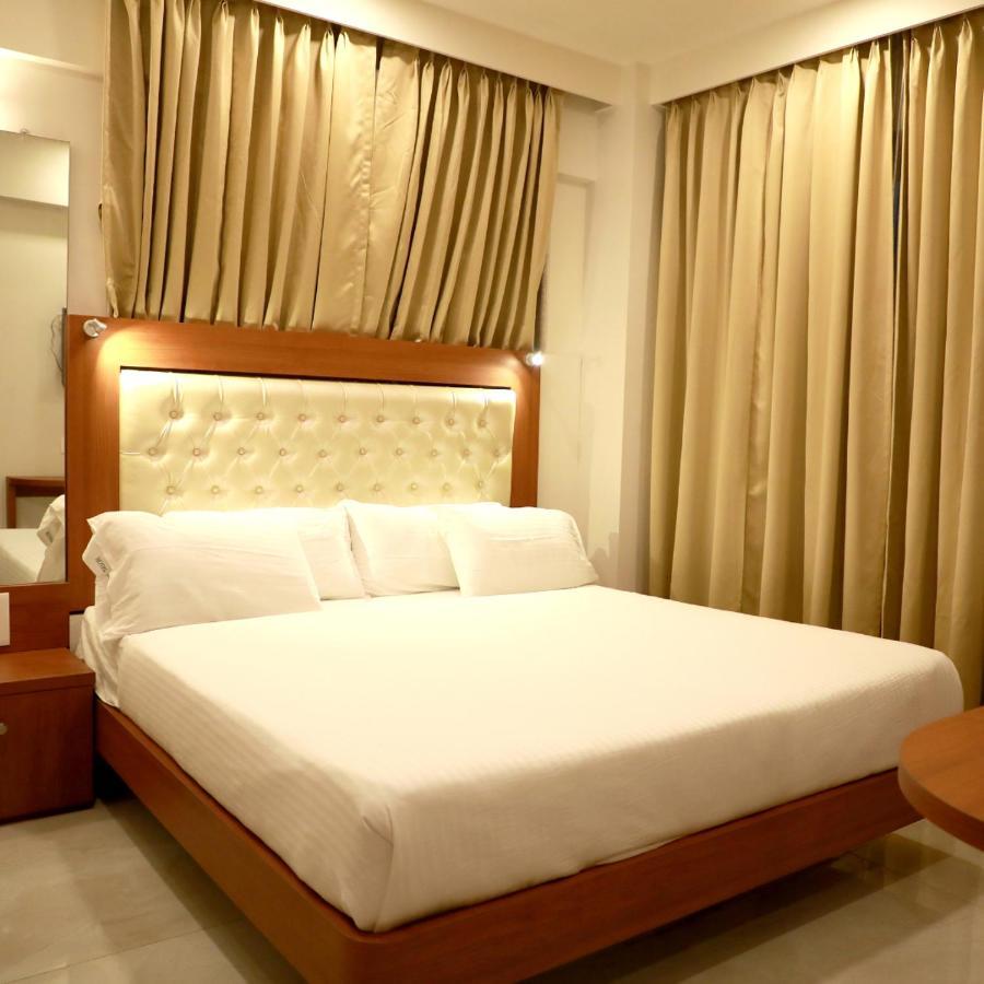 מומביי Hotel Lords, Fort מראה חיצוני תמונה