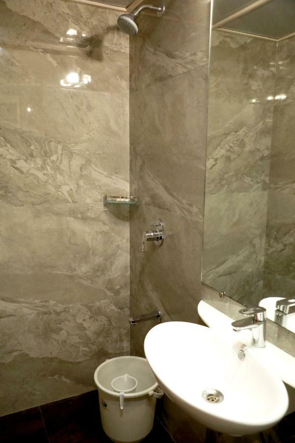 מומביי Hotel Lords, Fort מראה חיצוני תמונה